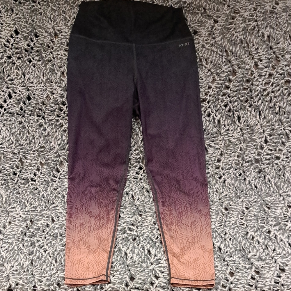 267 - ✨🌅 Sunset Fade Dream Leggings | AR‑33 | Size M 🌅✨